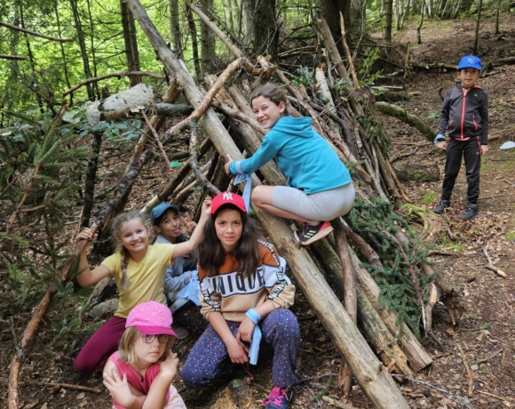 Copains des bois alpes du grand serre, Isère, Le Bien Veillant